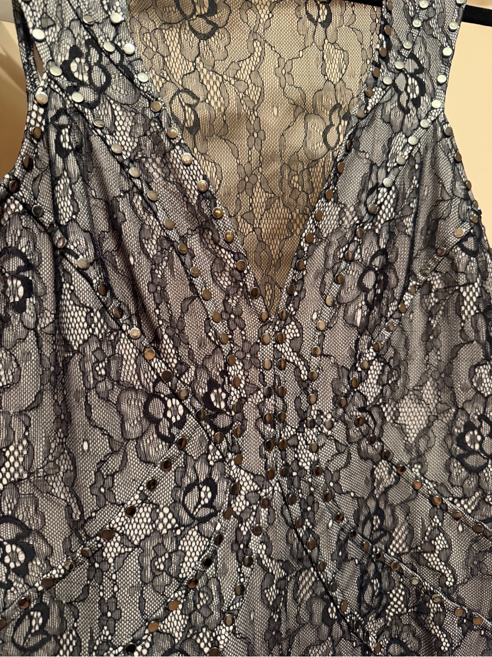 Haute Hippie Black Lace V-Neck Maxi Dress - Picture 2 of 4